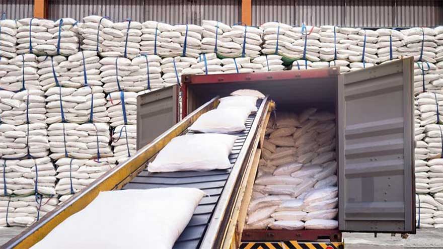 Minister orders strict monitoring of sugar mill stocks
