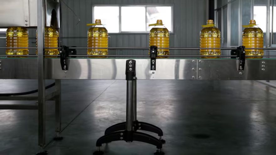 India buys record soyoil from China in rare move