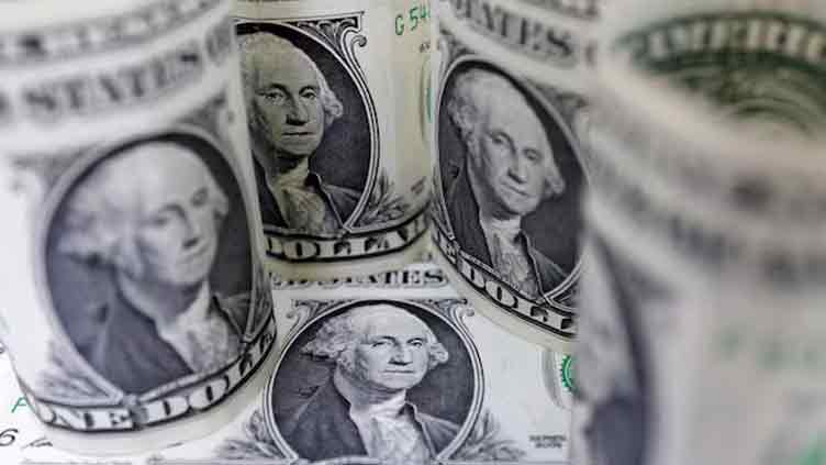 US dollar declines as traders assess tariff outlook