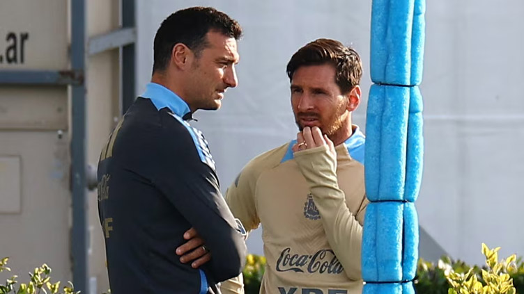 Messi role uncertain as Argentina coach monitors fitness ahead of Chile qualifier