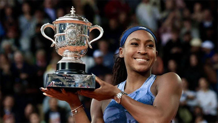 Dunya News Gauff outwits Sabalenka to lift French Open women's singles crown