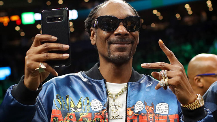 Rap star Snoop Dogg wants to open burger van at Celtic
