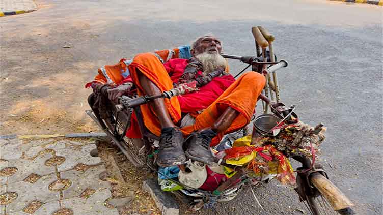 Northern India on the boil with heat waves disrupting normal lives and raising health concerns