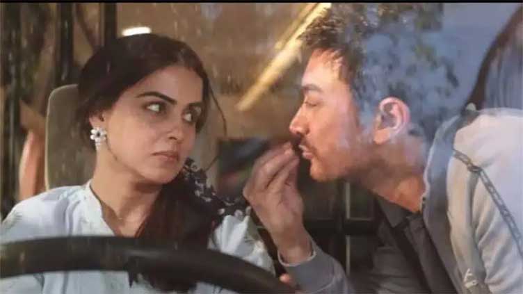 Age gap between Aamir Khan, Genelia in 'Sitaare Zameen Par' sparks debate