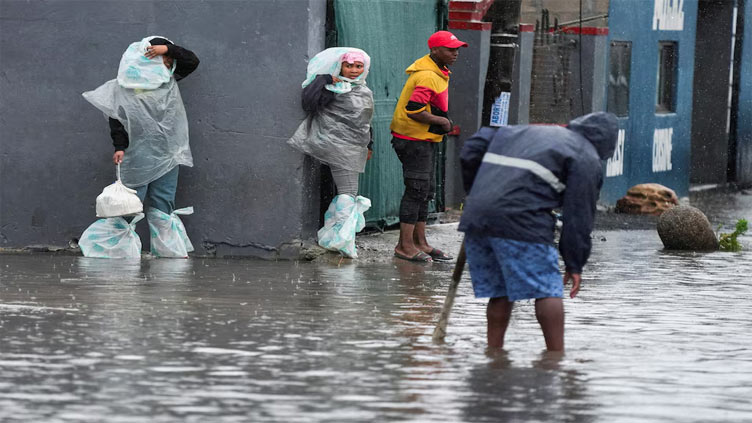 Dunya News Eight bodies recovered after South African school bus swept away by floods
