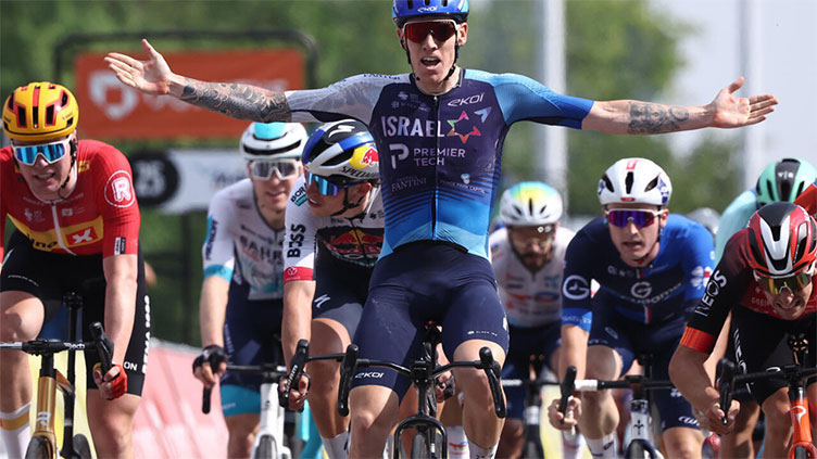 Stewart sprints to Dauphine fifth stage win, Evenepoel holds lead