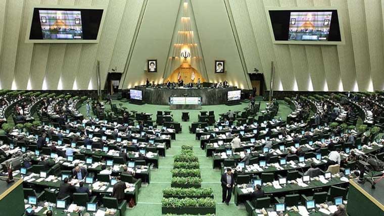 اسرائیلی حملے کے بعد ایرانی پارلیمنٹ کا ہنگامی اجلاس طلب