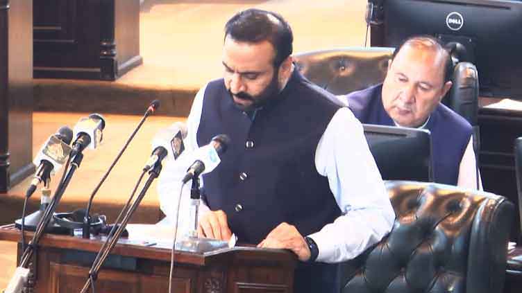 KP unveils Rs2,119bn budget for FY2025-26