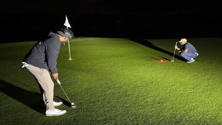 US citizen breaks Guinness World Record for playing golf for 36 hours