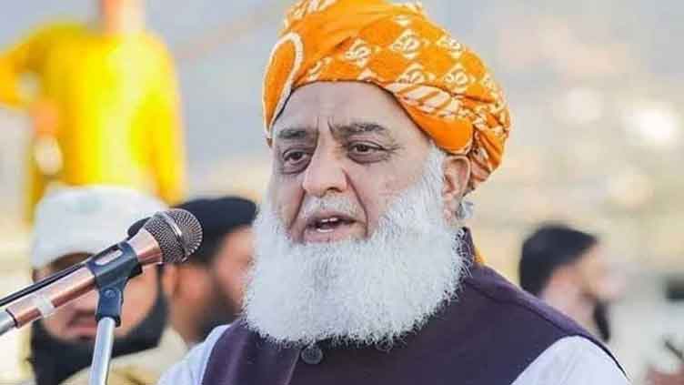 Fazl urges govt to facilitate traders