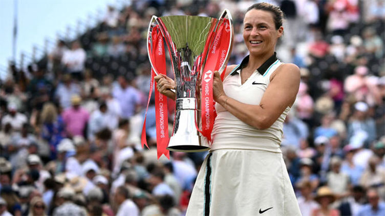 Qualifier Maria completes fairytale run to Queen's title