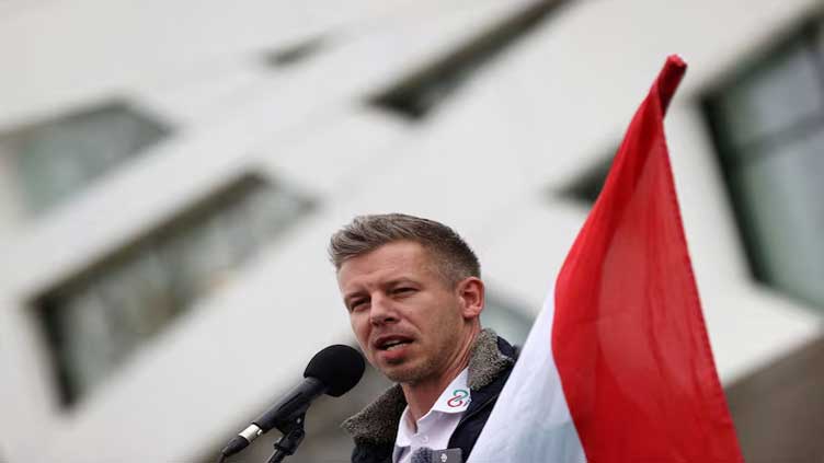 Hungarian opposition party has 15-point-lead ahead of Orban's Fidesz, poll says