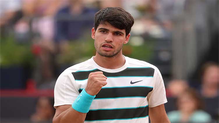 In-form Alcaraz reaches Queen's final, Lehecka downs Draper