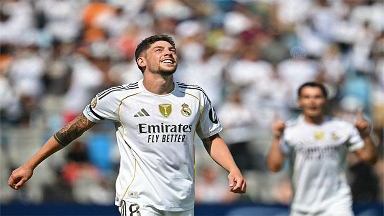 Ten-man Real Madrid show class in Pachuca win