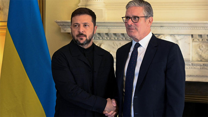 UK and Ukraine agree to deepen ties as Zelensky meets Starmer
