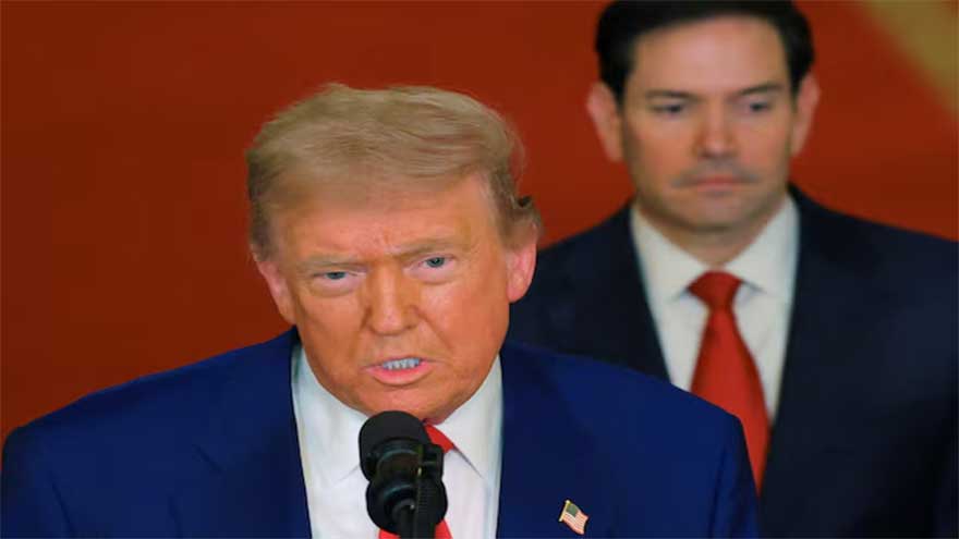 Dunya News US Democrats introduce resolution to check Trump's use of military against Iran