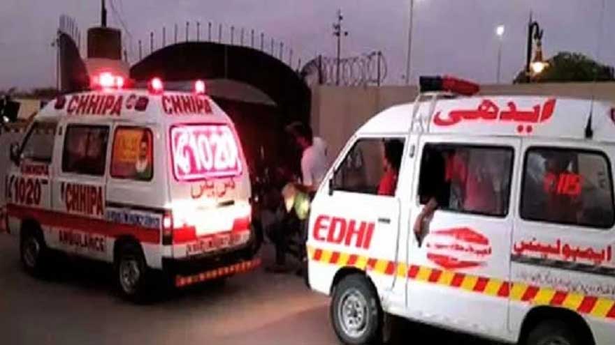 6 burnt to death, 10 injured in Quetta bus-rickshaw collision