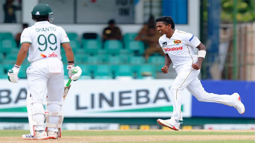Bowlers make it Sri Lanka's day