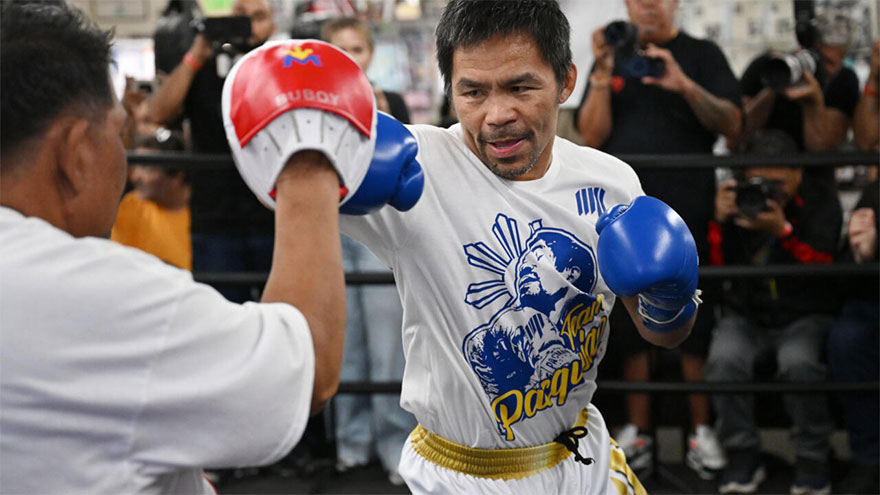 Pacquiao 'hungry' for comeback after four-year layoff