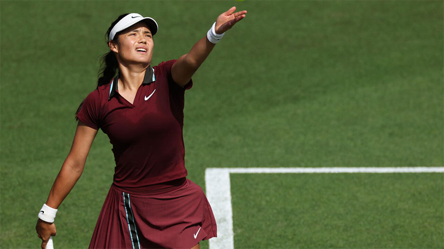 Raducanu's Wimbledon build-up hit by Eastbourne exit