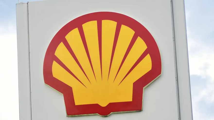 Shell denies reports that the energy giant is in talks to take over BP