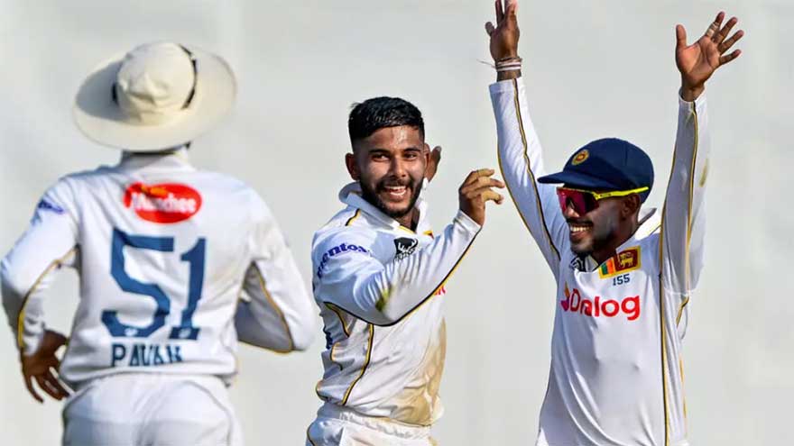 Dinusha shines on debut as Sri Lanka bowl out Bangladesh for 247