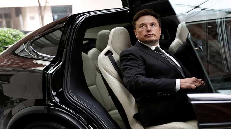 Tesla executive, Elon Musk confidant leaves EV maker, source says