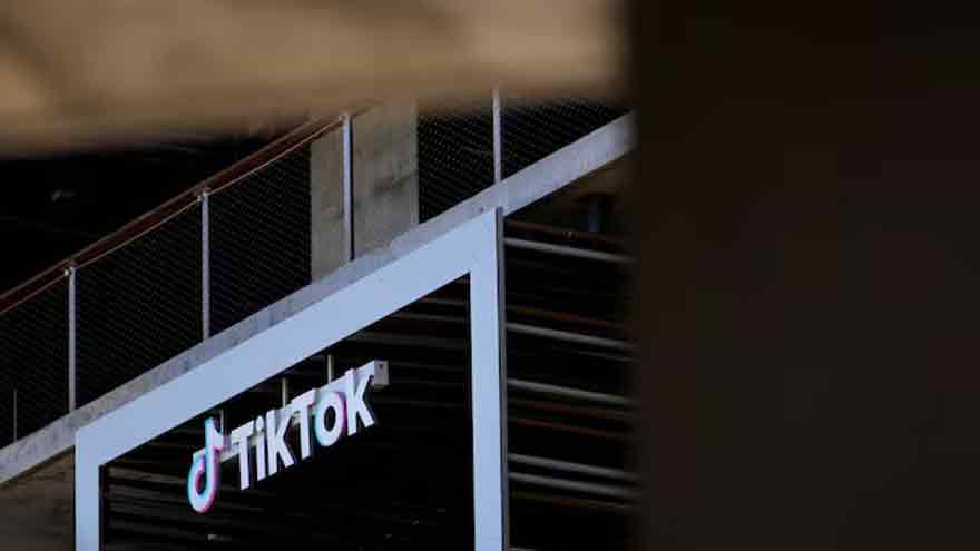 Trump says he has group of wealthy people to buy TikTok