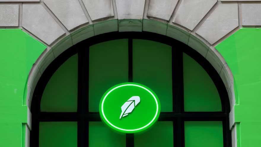 Robinhood launches tokens allowing EU users to trade in US stocks