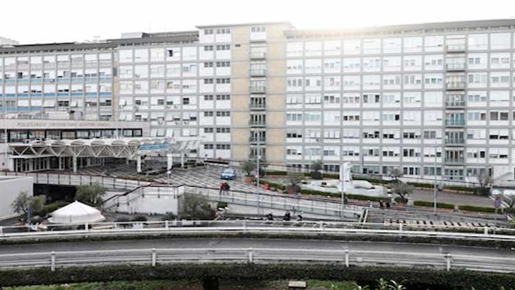 Pope Francis, stable in hospital, thanks well-wishers for support