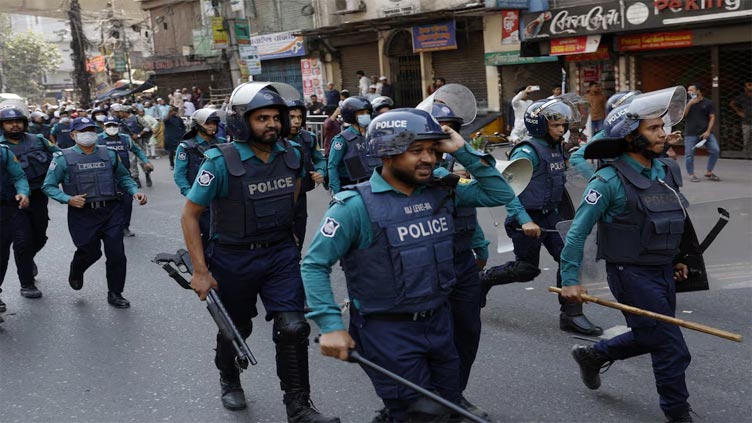 Bangladesh police use tear gas to disperse Islamist march in Dhaka