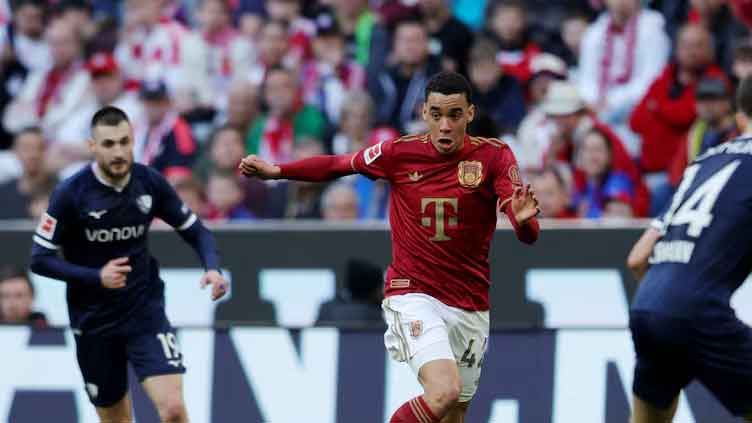 Ten-man Bayern waste two-goal lead in shock loss to visitors Bochum