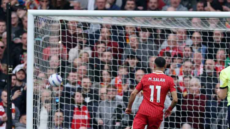 Liverpool open up 16-point league lead; Forest beat City