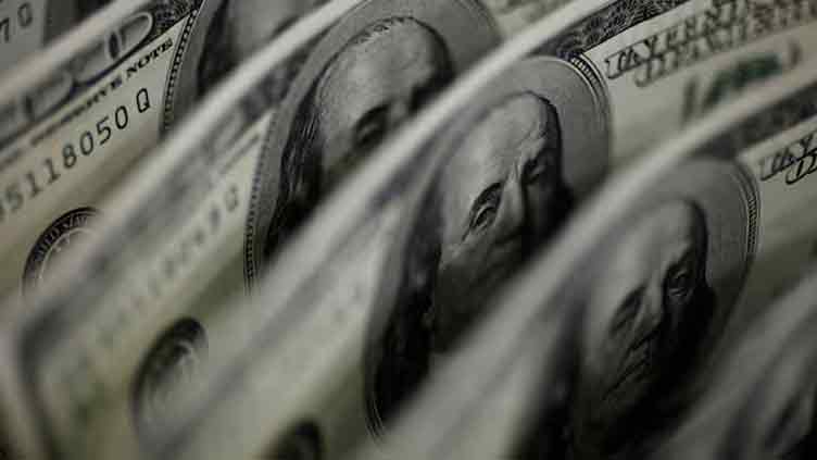 Dollar starts week softer as tariffs weigh