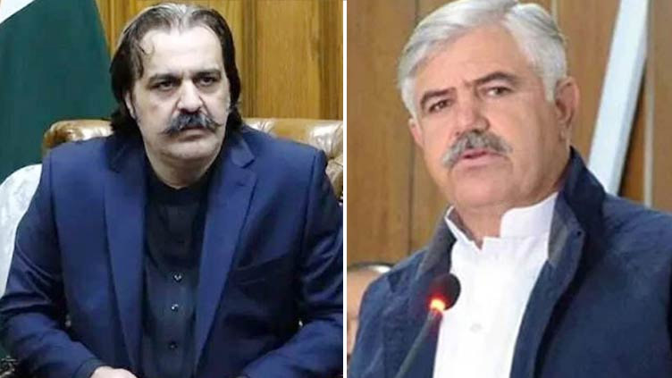 Mahmood Khan urges KP CM to focus on solving province's issues