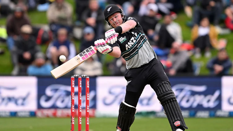 Pakistan struggle to find rhythm as NZ win second T20