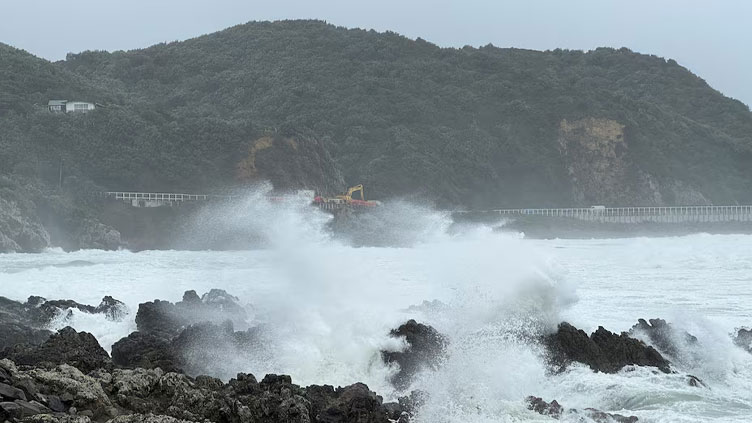 Wild weather in New Zealand disrupts flights, shutters schools
