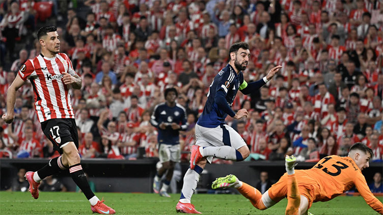 Man Utd seize control of Europa League semi against 10-man Bilbao