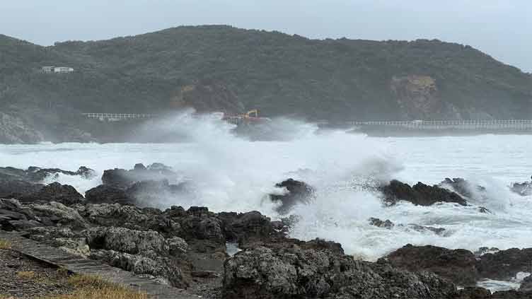 Dunya News Worst of New Zealand's wild weather passes, cleanup begins