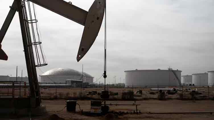 Big Oil earnings show split in production strategy, shareholder returns