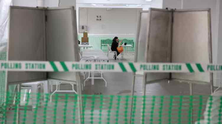 Singapore votes in test of ruling party's monopoly