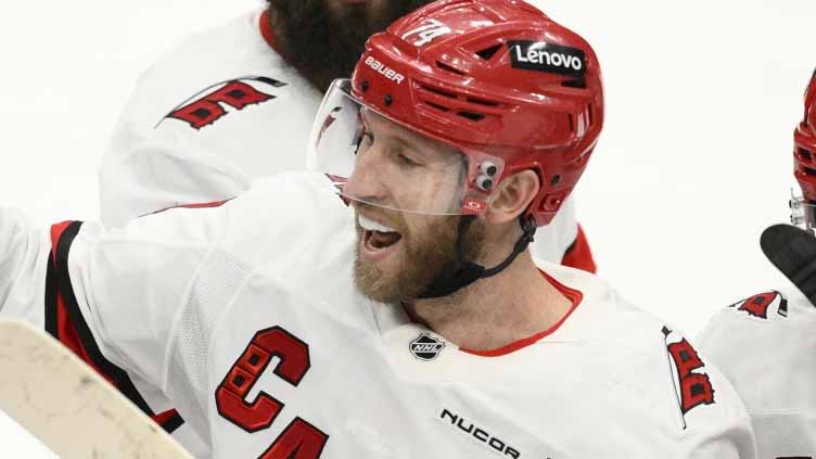 Jaccob Slavin scores in OT as the Hurricanes beat the Capitals in Game 1 of their 2nd-round series