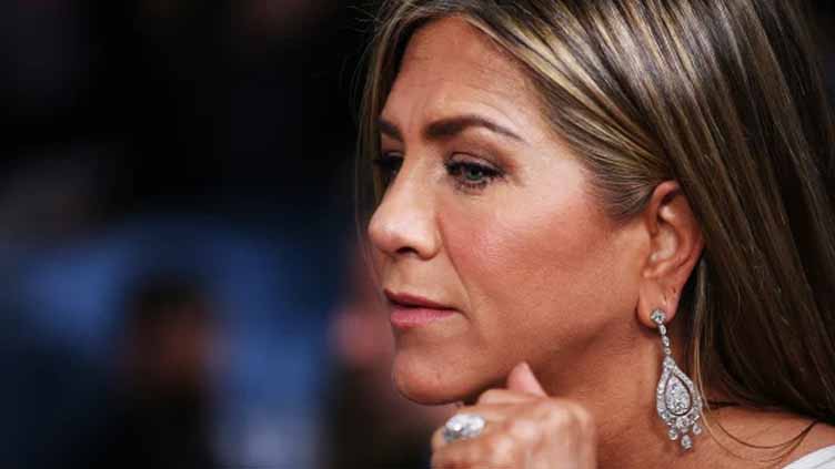 Man arrested after ramming car into front gate of Jennifer Aniston's Los Angeles home