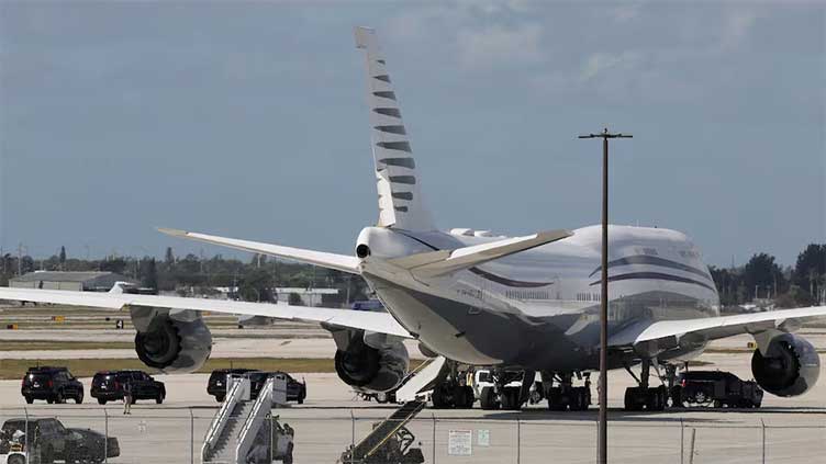 Dunya News Trump plans to accept luxury 747 from Qatar to use as Air Force One