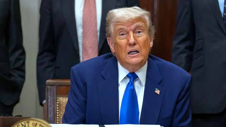 Trump's plan to accept free Air Force One replacement from Qatar raises ethical and security worries