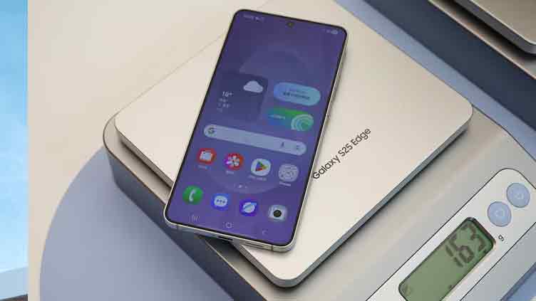 Samsung launches slimmest smartphone as races against rival Apple