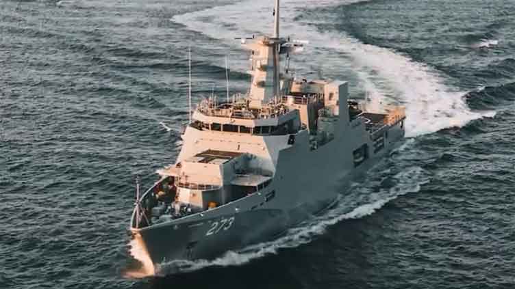 PNS Hunain, Omani Ship RNOV Khassab hold joint naval exercise