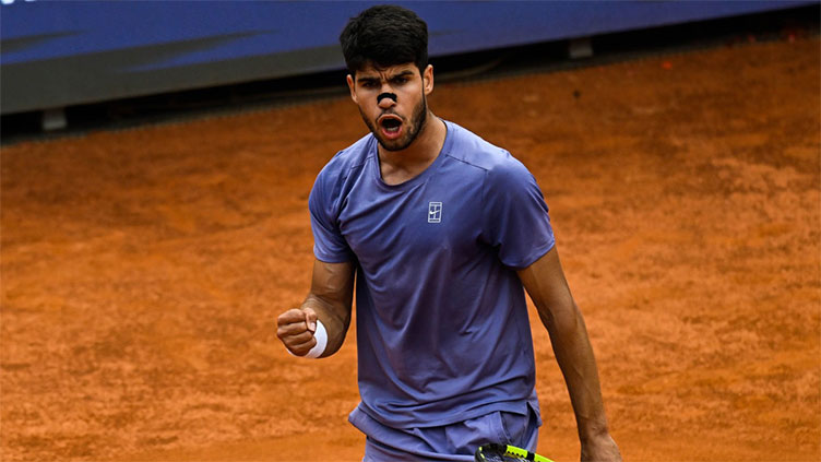 Alcaraz sweeps past Draper and into Italian Open semis