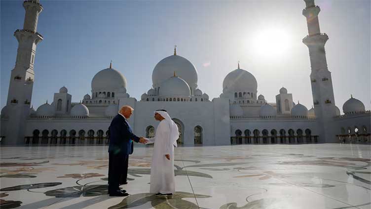 Dunya News Trump announces $200 billion in deals during UAE visit, AI agreement signed