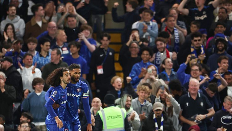 Cucurella steers Chelsea towards the Champions League in Man Utd win